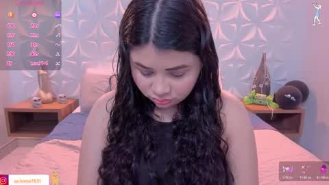 Snapshot of lili_mccormick chatting on October 22, 2:59 am SALOME online show from October 22, 2:59 am