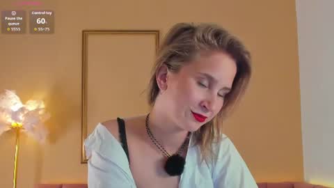Lilian  online show from July 27, 1:47 am