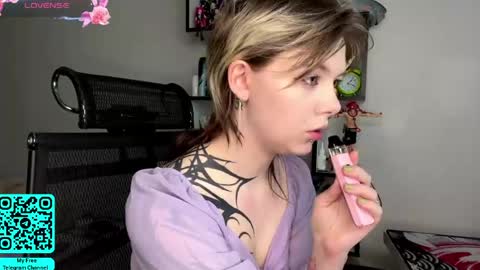 Lilian online show from May 31, 7:51 am
