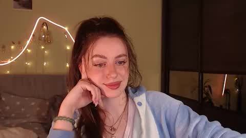 Snapshot of liliatlu chatting on October 3, 11:13 pm Lilu online show from October 3, 11:13 pm