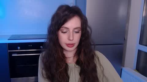 Lilu online show from February 4, 9:19 pm