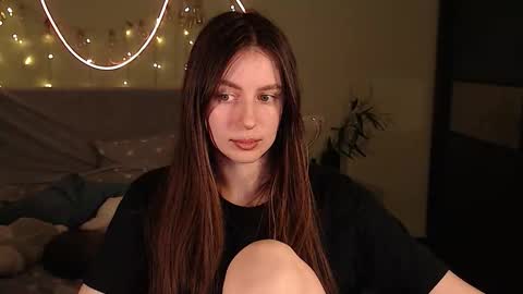 Snapshot of liliatlu chatting on October 18, 11:20 pm Lilu online show from October 18, 11:20 pm
