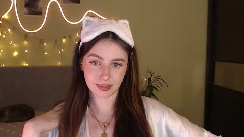 Snapshot of liliatlu chatting on September 18, 11:42 pm Lilu online show from September 18, 11:42 pm
