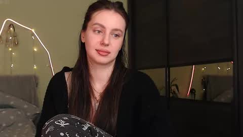 Snapshot of liliatlu chatting on October 11, 8:45 pm Lilu online show from October 11, 8:45 pm
