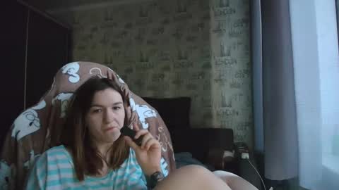 liliawoolf online show from March 25, 11:50 am