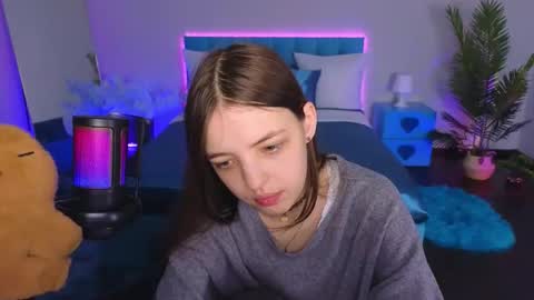 Lili Bakery online show from October 17, 4:49 am