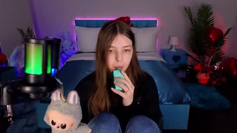 Lili Bakery online show from February 14, 3:31 am