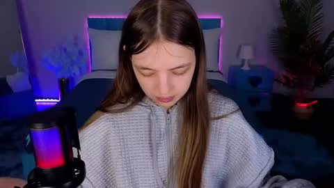 Lili Bakery online show from November 25, 2:54 am