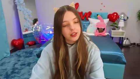 Lili Bakery online show from February 9, 11:04 pm