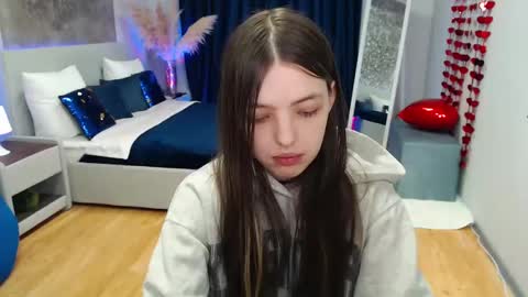 Lili Bakery online show from February 24, 11:41 pm