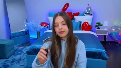 Lili Bakery online show from February 21, 1:11 am