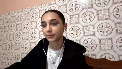 Lina online show from November 1, 10:09 pm