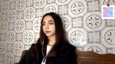 Lina online show from November 22, 10:40 pm