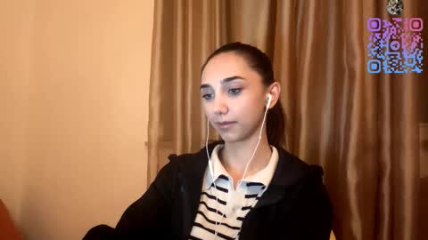 Lina online show from October 15, 10:43 pm