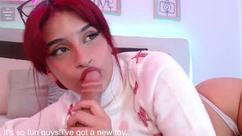 Lilith Savett online show from March 12, 6:22 pm
