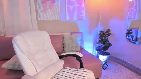 Lilth online show from February 21, 7:50 pm