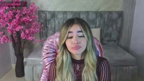 Lilith  online show from November 1, 8:41 pm