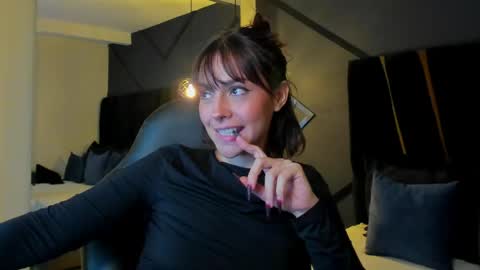 lilith_selene online show from May 3, 3:56 am
