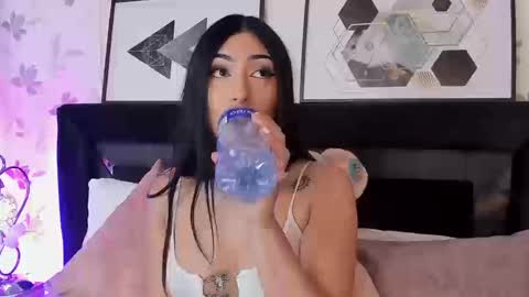 Snapshot of lilith_thompson chatting on September 10, 4:08 pm lilith_thompson online show from September 10, 4:08 pm