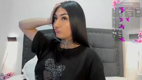 Snapshot of lilith_thompson chatting on October 12, 5:11 am lilith_thompson online show from October 12, 5:11 am