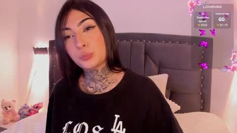 Snapshot of lilith_thompson chatting on October 10, 7:14 am lilith_thompson online show from October 10, 7:14 am