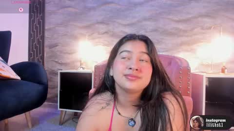 lilithcb_ online show from November 13, 9:50 pm