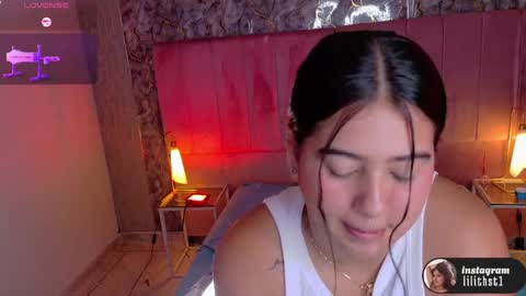 lilithcb_ online show from May 13, 8:40 pm