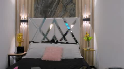 Lilith online show from April 9, 8:36 pm