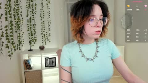 Snapshot of lilithlunna chatting on January 21, 4:58 pm Lilith online show from January 21, 4:58 pm