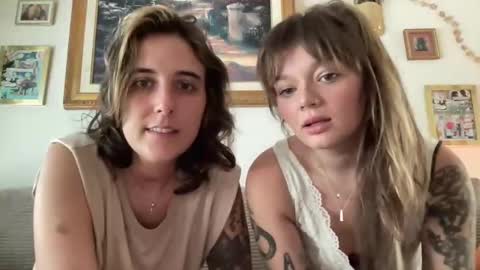 Snapshot of lill_daddysgirl chatting on September 21, 4:11 pm lilldaddysgirl online show from September 21, 4:11 pm