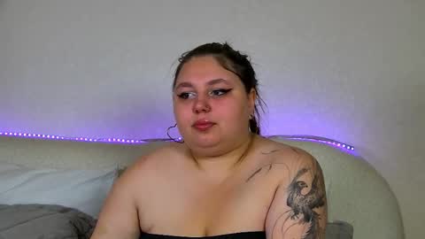 Snapshot of lillianhaig chatting on September 19, 7:17 pm LillianHaig online show from September 19, 7:17 pm