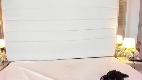 Lizeth follow me in my igimlilycute 3 online show from September 12, 4:36 am