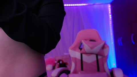 Lilou online show from May 29, 7:12 pm