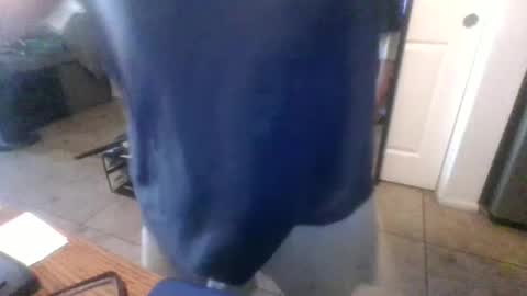 Snapshot of lilpackage69 chatting on October 5, 7:21 pm lilpackage69 online show from October 5, 7:21 pm