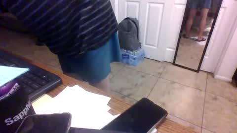 lilpackage69 online show from February 5, 3:32 am