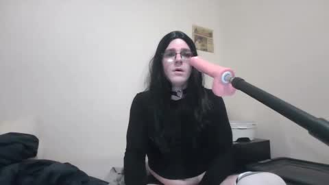 lilsissygir1 online show from February 12, 2:35 am