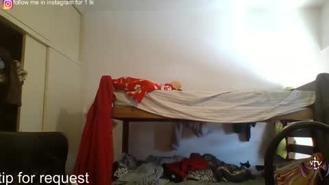 lilsuccubusvicky online show from January 2, 6:56 pm