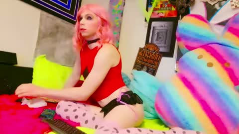 jasmine spunn online show from November 27, 11:07 am