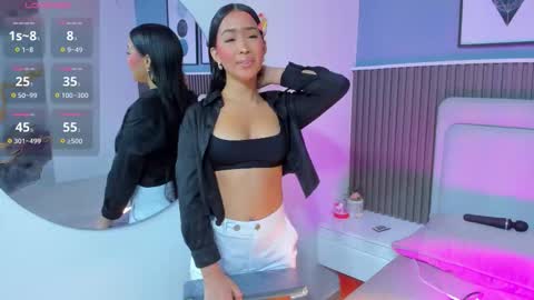  lily  online show from October 31, 3:51 am