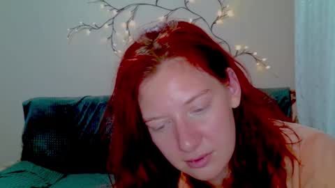 lily_ember online show from February 8, 6:55 pm