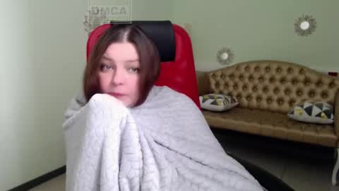 Lily online show from March 12, 7:24 am