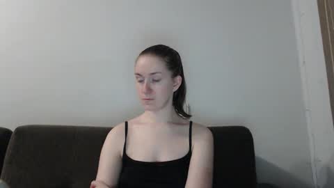 lily_love_x online show from October 22, 2:26 am