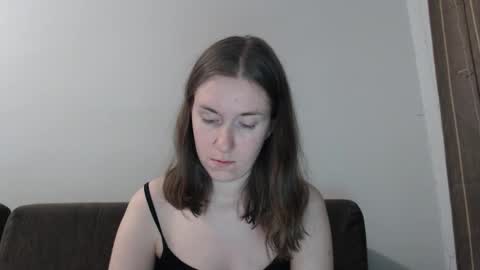 lily_love_x online show from September 25, 1:01 am