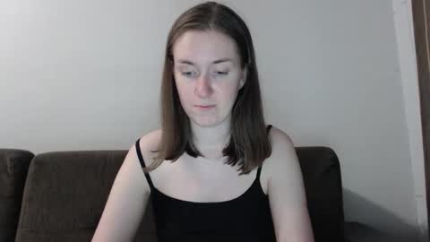 lily_love_x online show from September 20, 10:46 pm