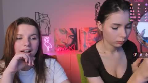 Lily online show from November 6, 7:39 pm