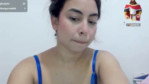 Lily Roberts online show from November 24, 2:10 am