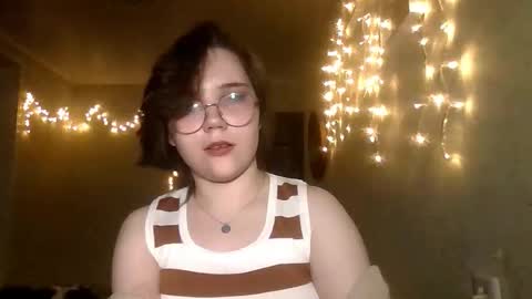 Lily online show from January 14, 7:00 pm