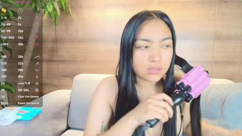 lily_waist online show from April 15, 3:21 am