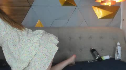 lily_waist online show from February 13, 3:07 am