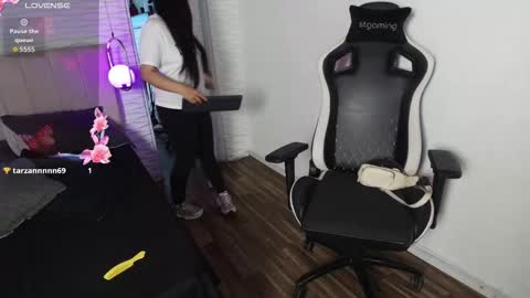 lily_waist online show from November 11, 11:12 am